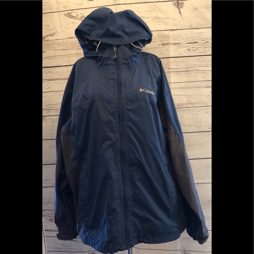 Columbia Rain Coat